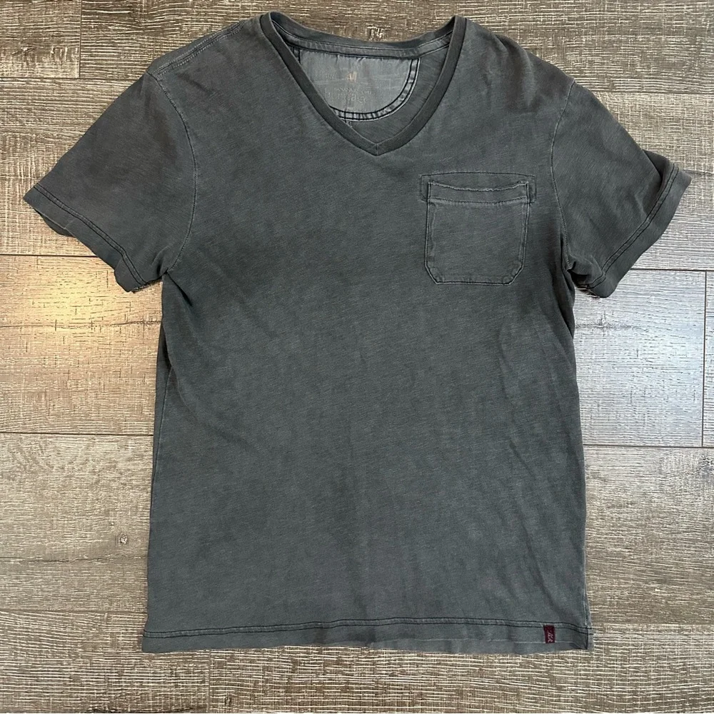 Banana Republic Heritage Dark Gray V-Neck Tee